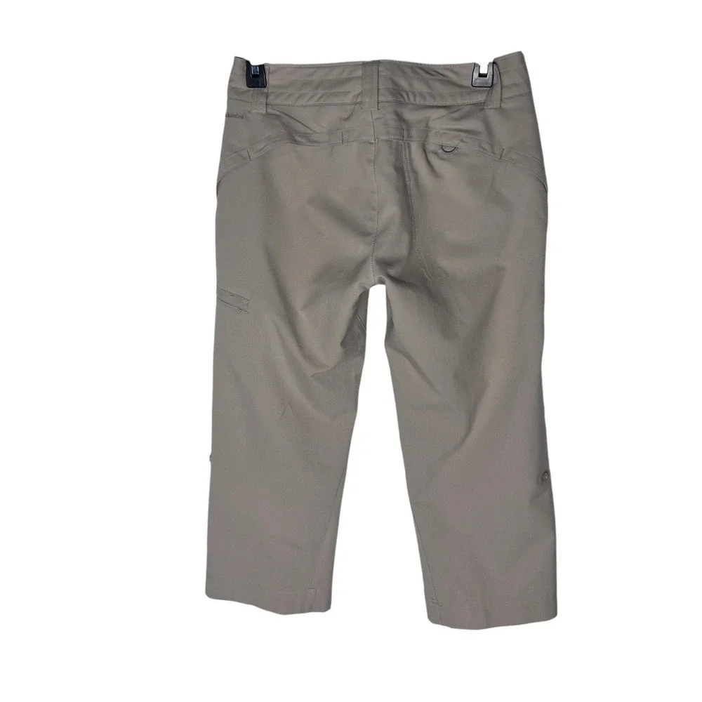 Columbia Womens Size 2 Capri Pants Tan Khaki Hiking Outdoor Roll Up‎ AL8609